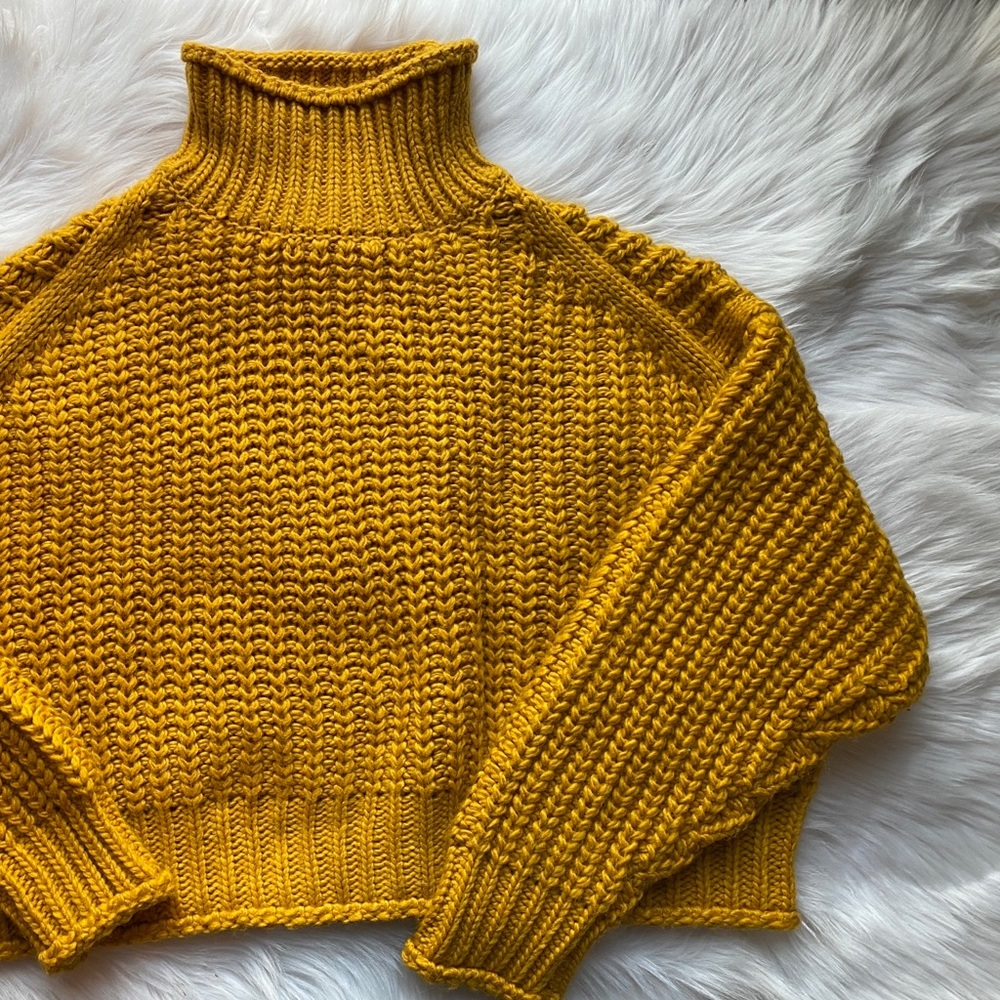 H&M Mustard Knit Sweater-Size XL